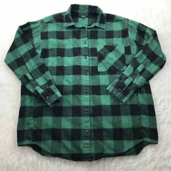 ROOTS Flannel 100% cotton; forest green and black. - Picture 1 of 6